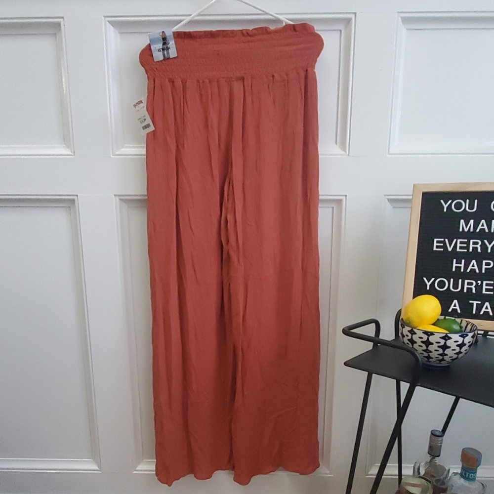 Flowy wide leg pants